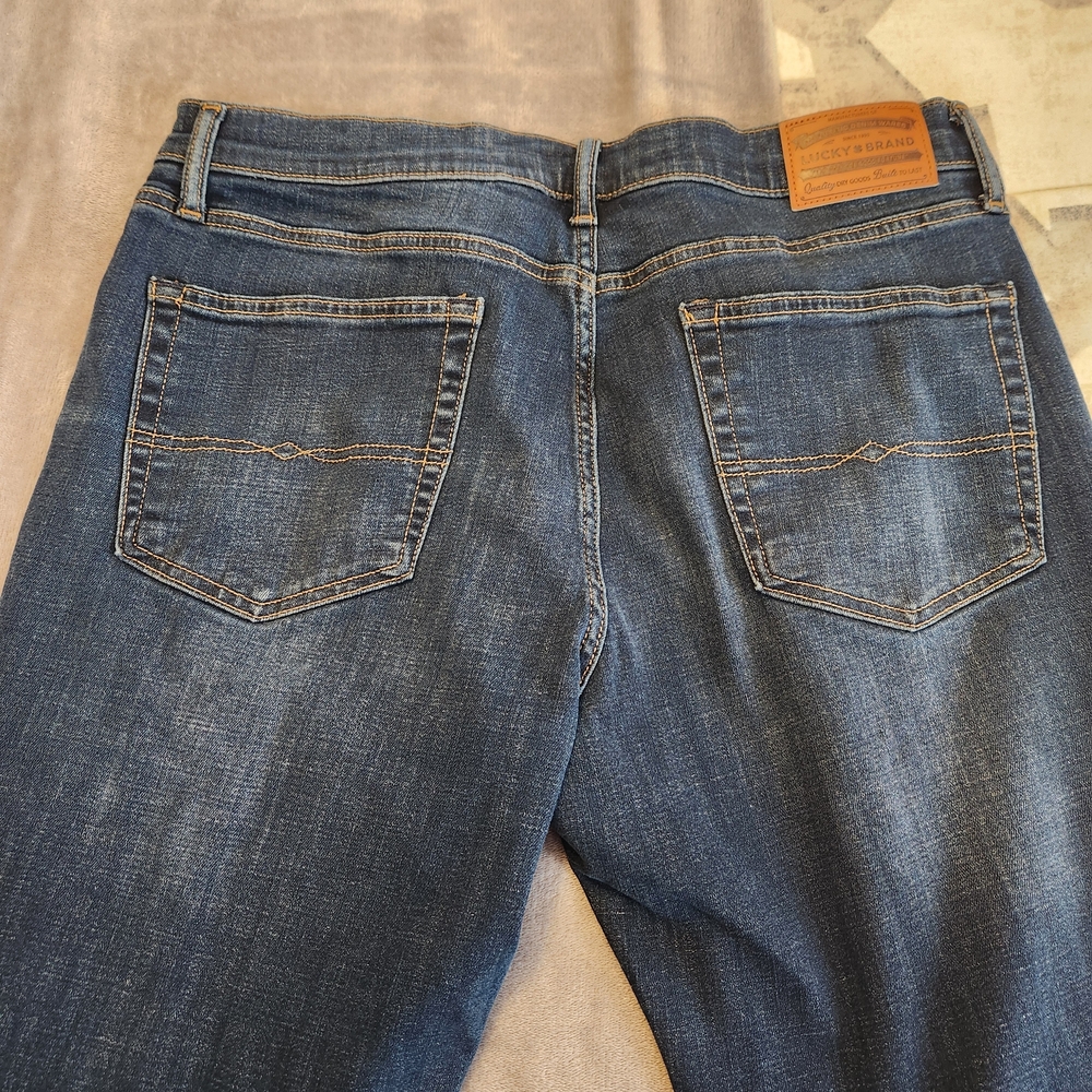 Lucky Brand Dark Blue Denim Jeans
